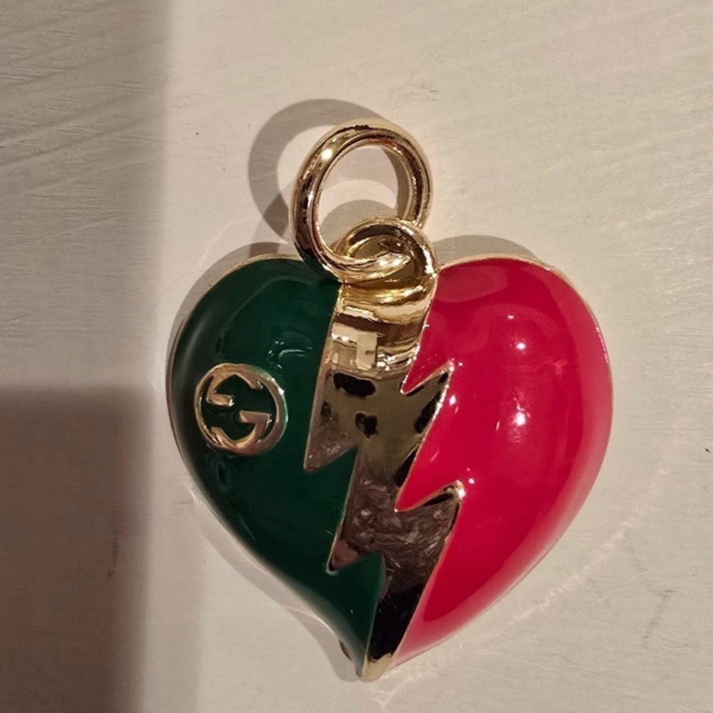 Luxury Charm or Zipper Pull Red/Green - Picture 1 of 3